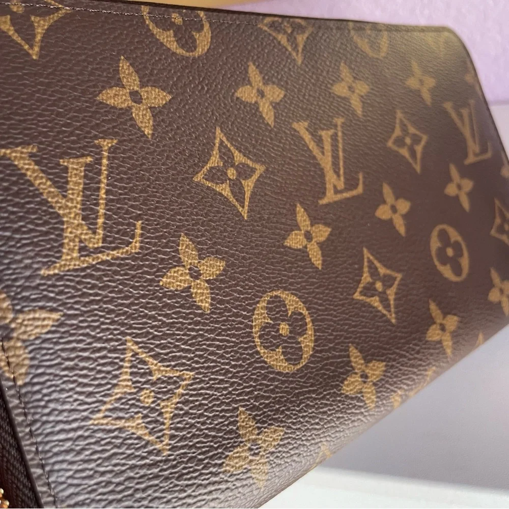 Louis Vuitton Brown and Gold Monogram Zippy Organizer